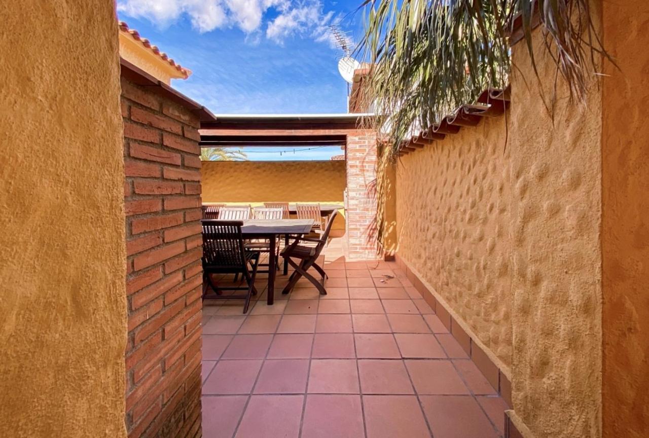 Ampuriahome Villa Hosting 15, Pool & Mooring Емпуриабрава Екстериор снимка