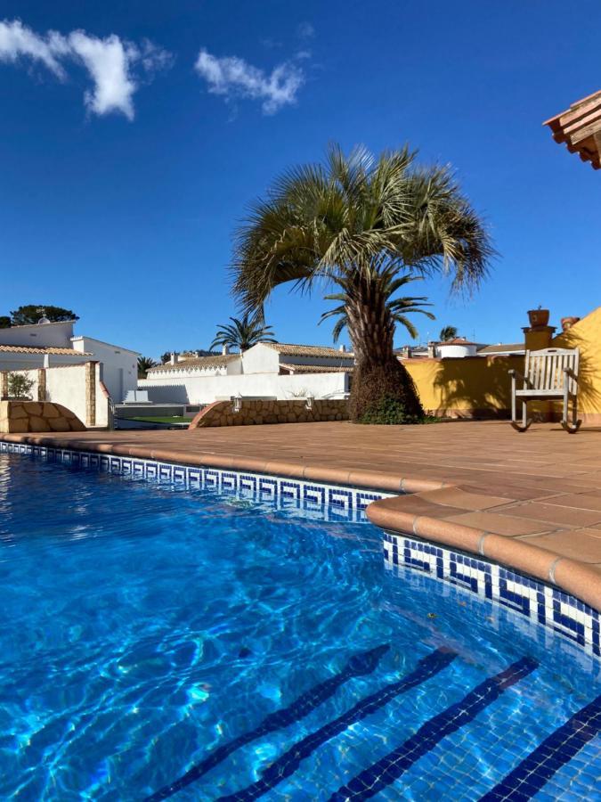 Ampuriahome Villa Hosting 15, Pool & Mooring Емпуриабрава Екстериор снимка